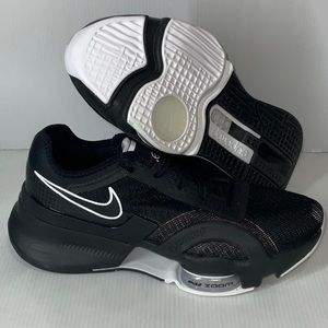 Woman’s Nike air zoom superrep 3 size 9 us running shoes